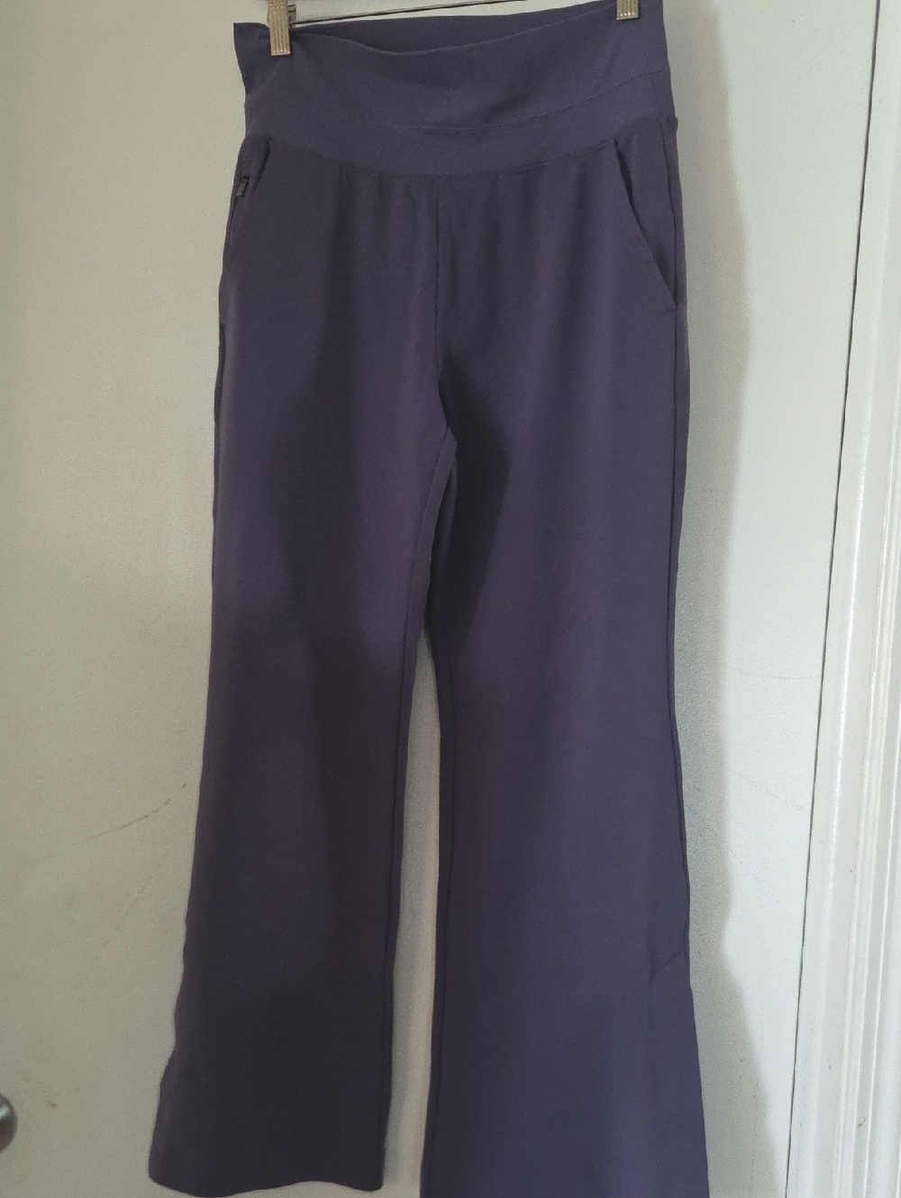 Athleta Wide-Leg Stretch Pants in Dark Charcoal